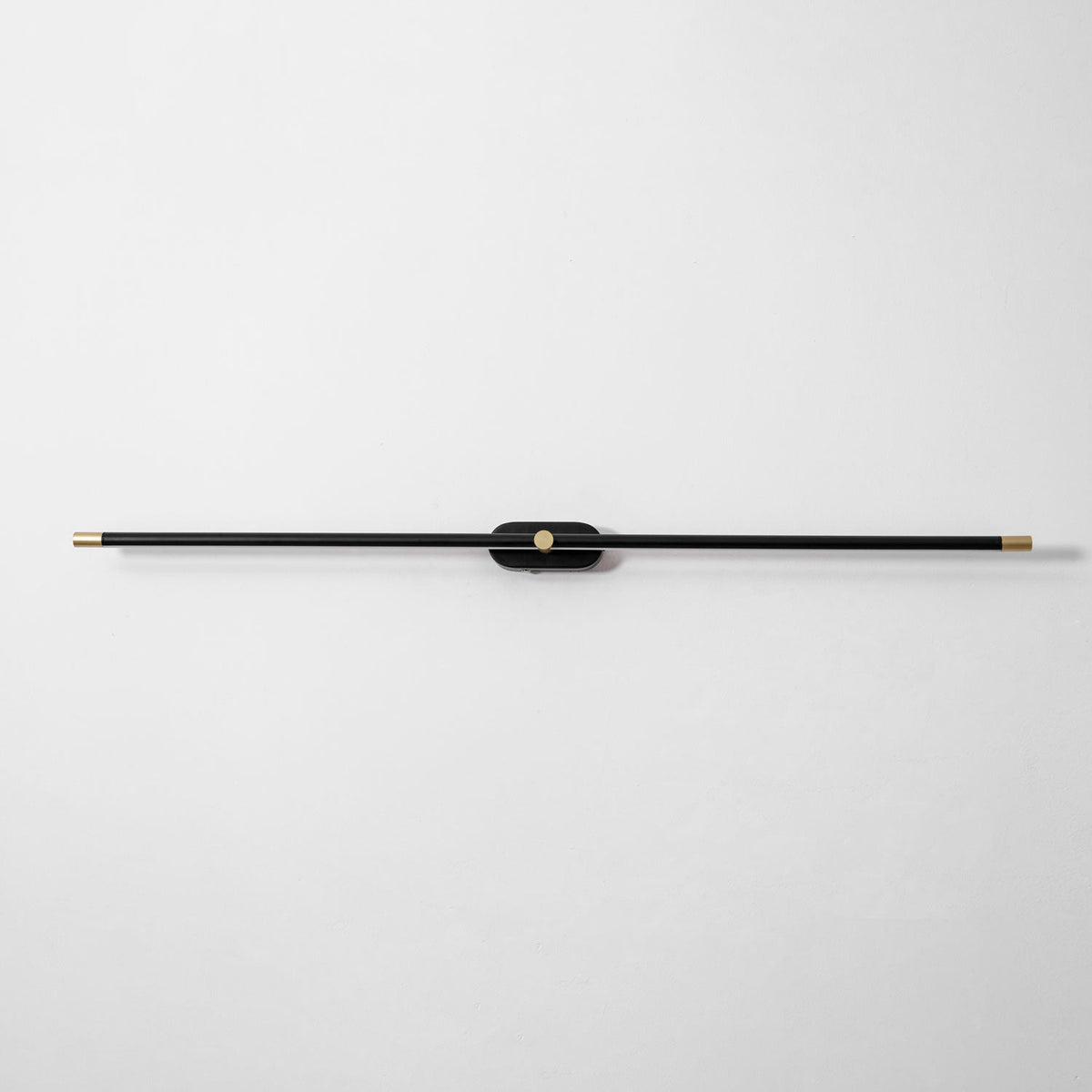 Kova Rechargeable Linear Wall Light