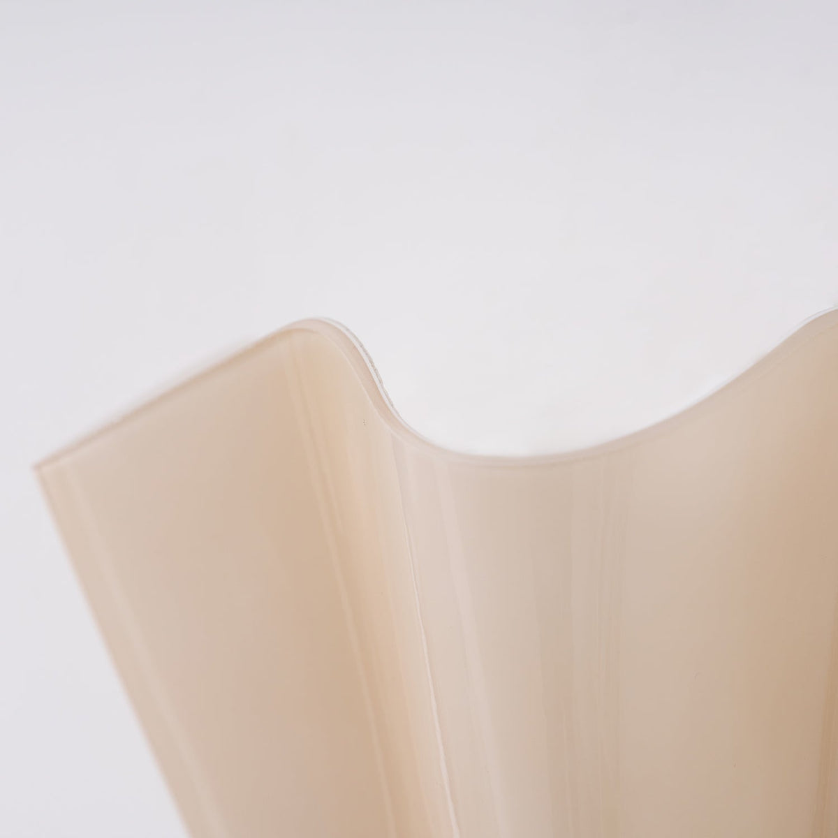 Petalia Organic Petal Glass Wall Sconce Light