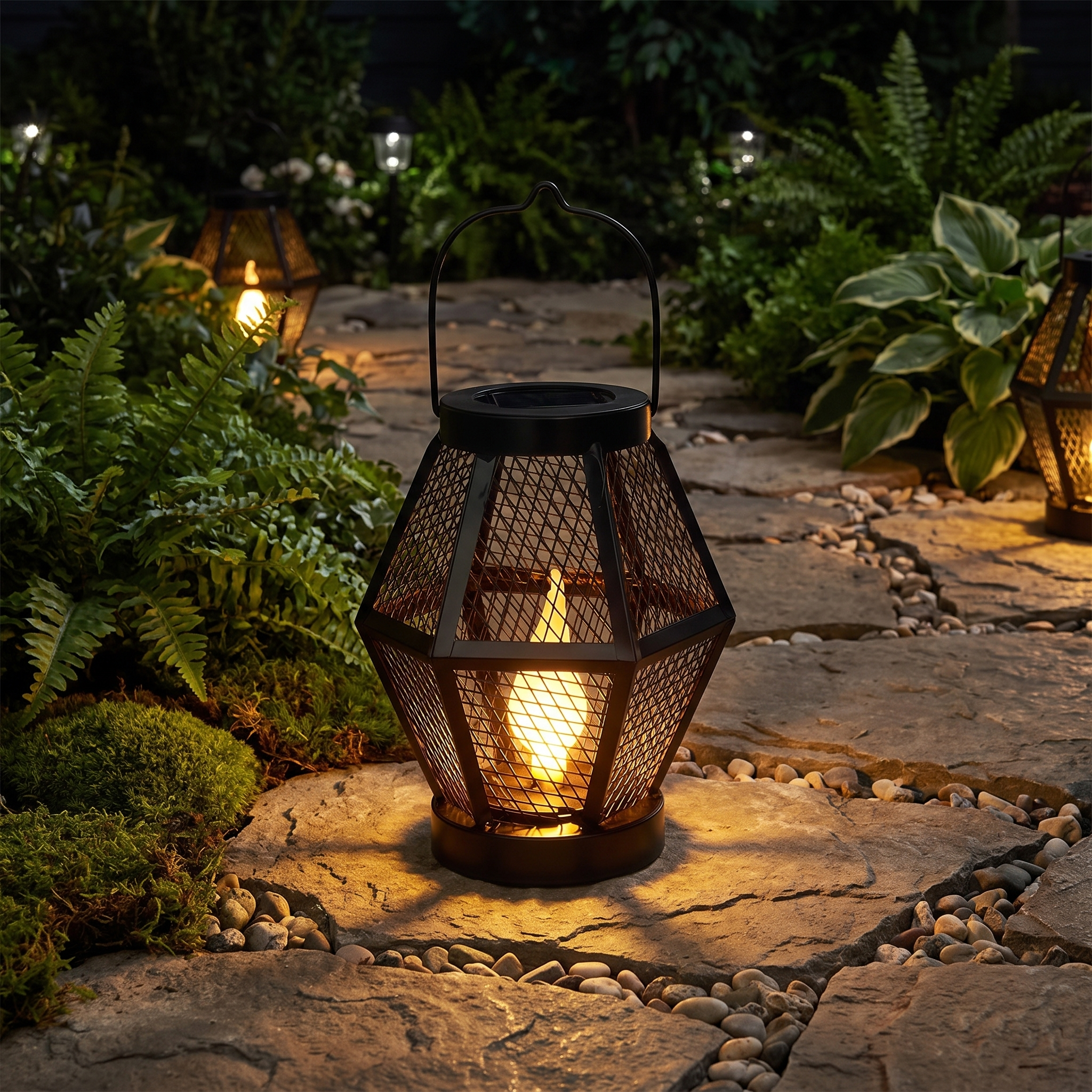 Wick solar mesh lantern lifestyle 3