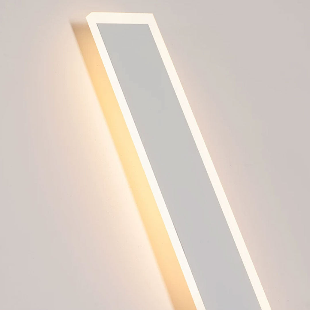 Kellan Linear Outdoor Wall Light