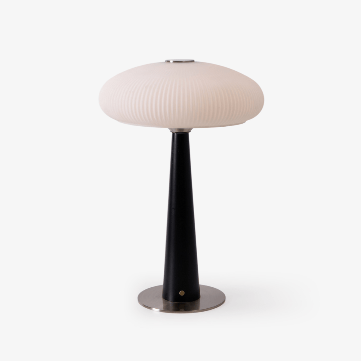 Quintia Fluted Glass Rechargeable LED Table Lamp