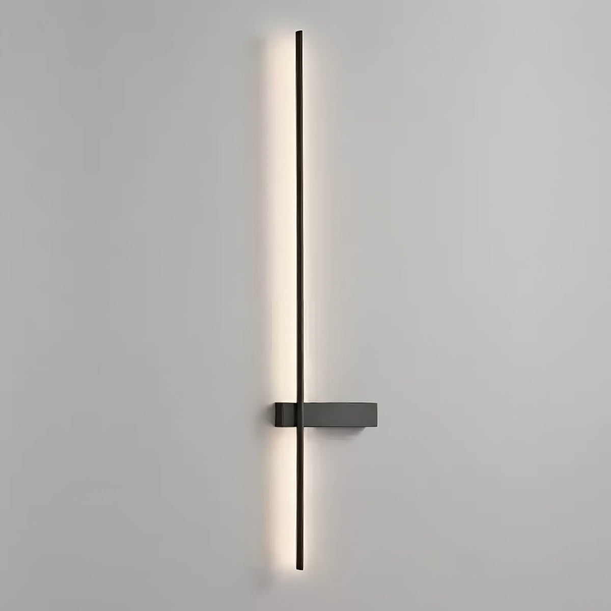 Stelo Linear Rechargeable LED Wall Sconce