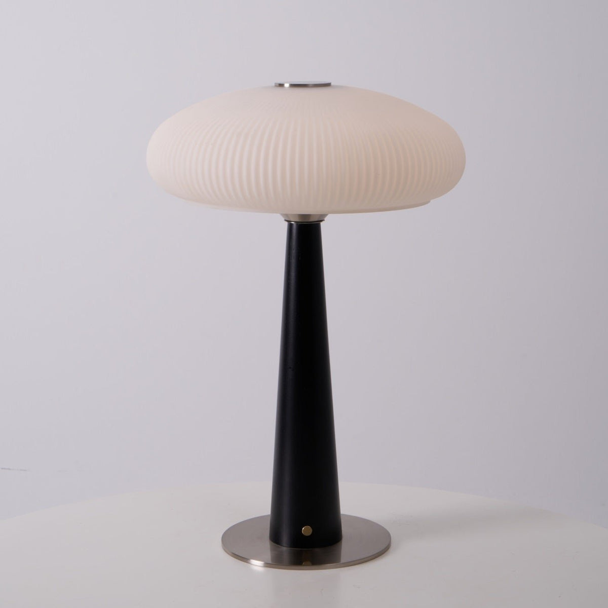 Quintia Fluted Glass Rechargeable LED Table Lamp