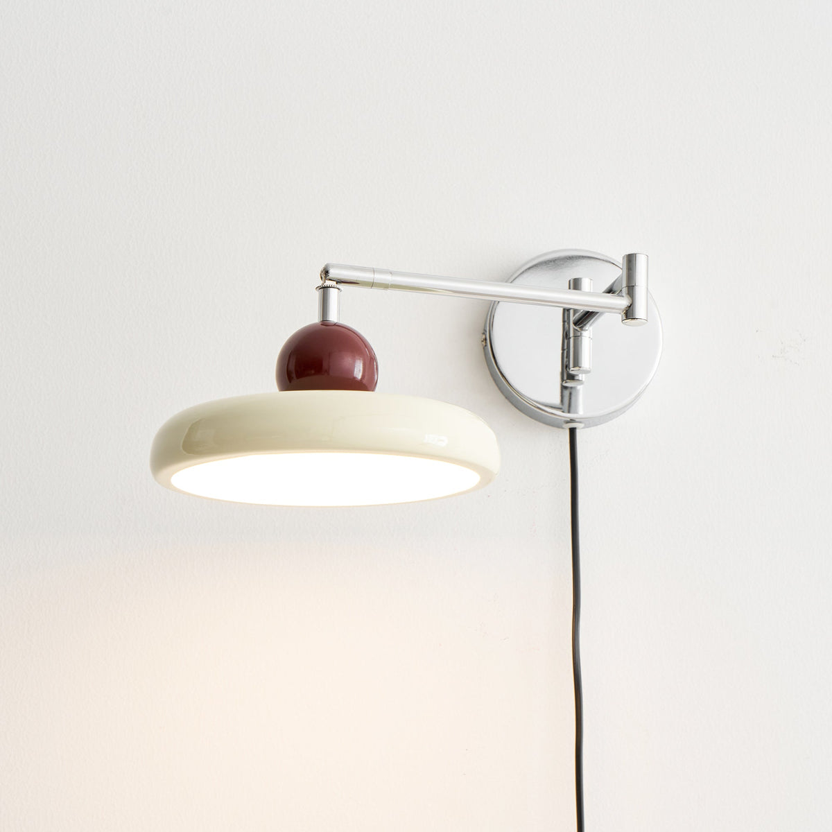 Lola Plug In Disc Wall Light