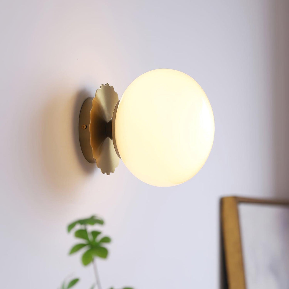 Wisp Glass Wall Sconce