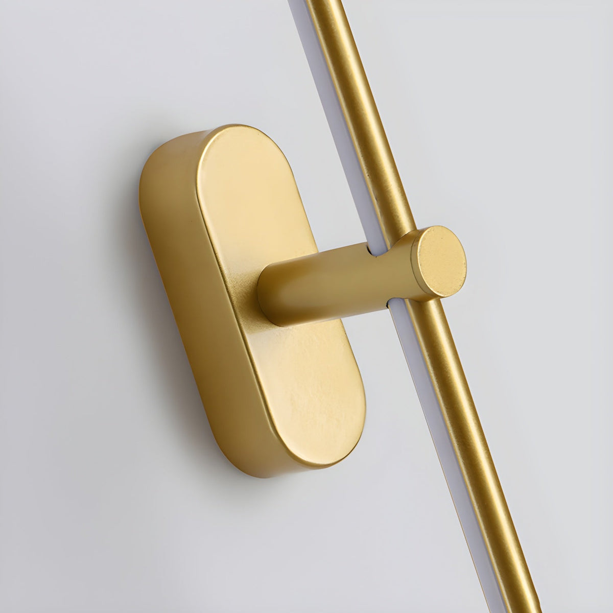Kova Rechargeable Linear Wall Light