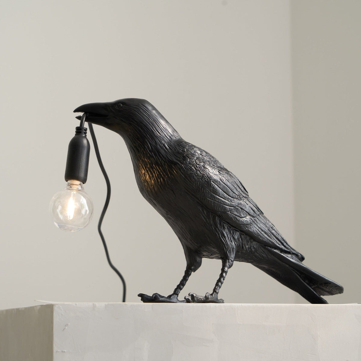 Corbeau Resin Raven Sculpture Edison Bulb Table Lamp