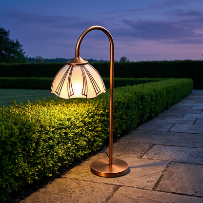 Larkin Vintage Path Light lifestyle