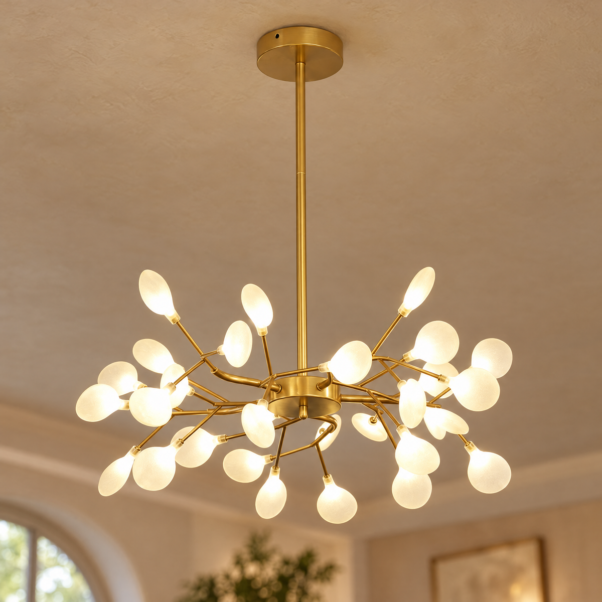 Lucciola Firefly Sputnik Chandelier, 30 heads, Gold, close-up