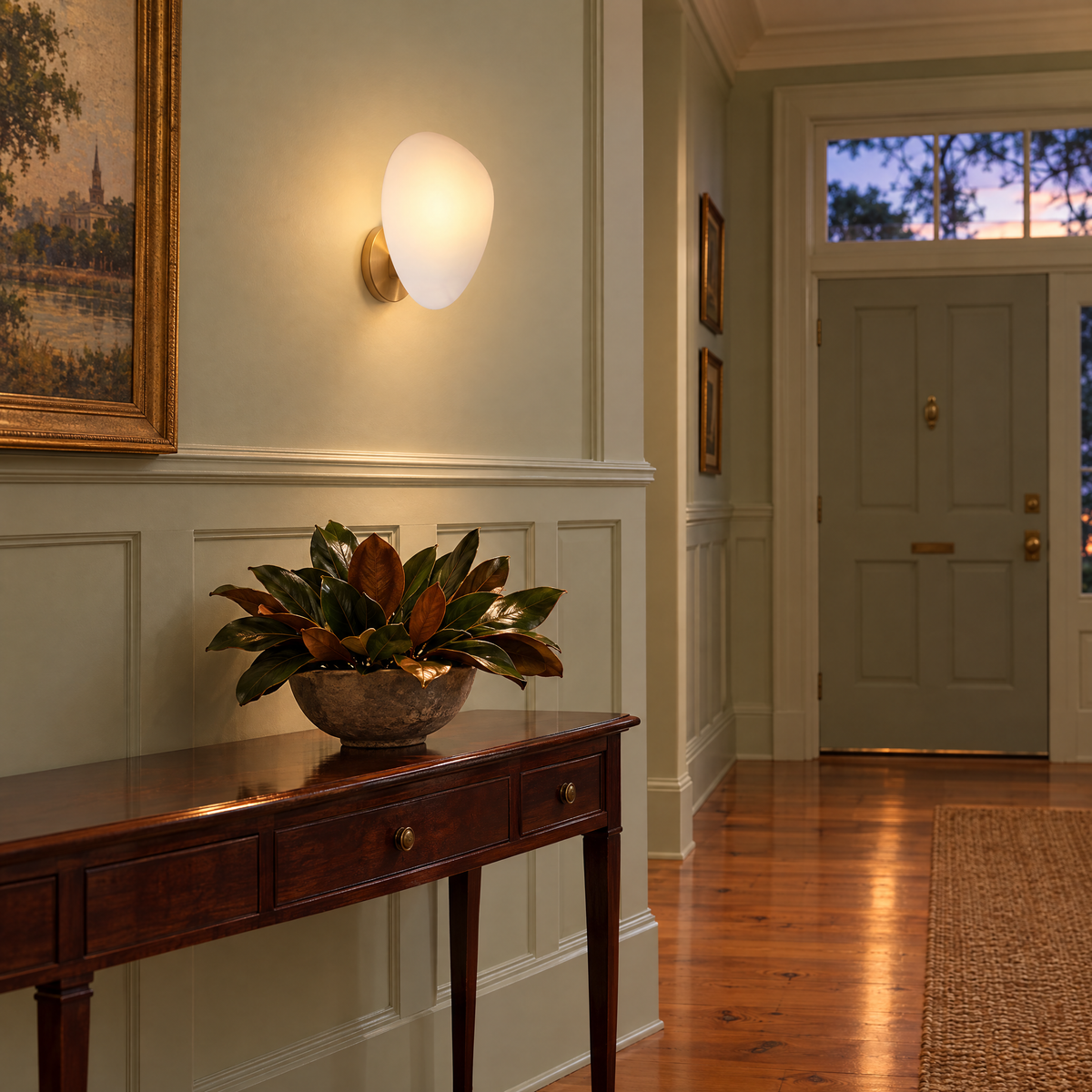 Opaline wall sconce in White &amp; Gold, shape ∅7.8" x H11.8" in a Charleston single house entryway