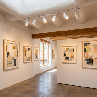 Rennick white LED track light in an art gallery